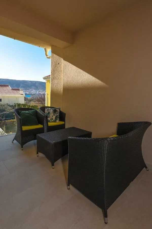 Apartments Villa Laura Pag Town Chorwacja