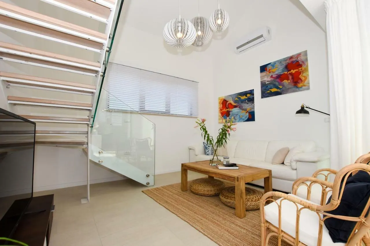 Apartments Villa Laura Pag Town